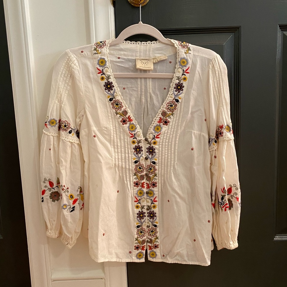 Anthropologie Cream 3/4 Sleeve Blouse with Embellished Floral Design